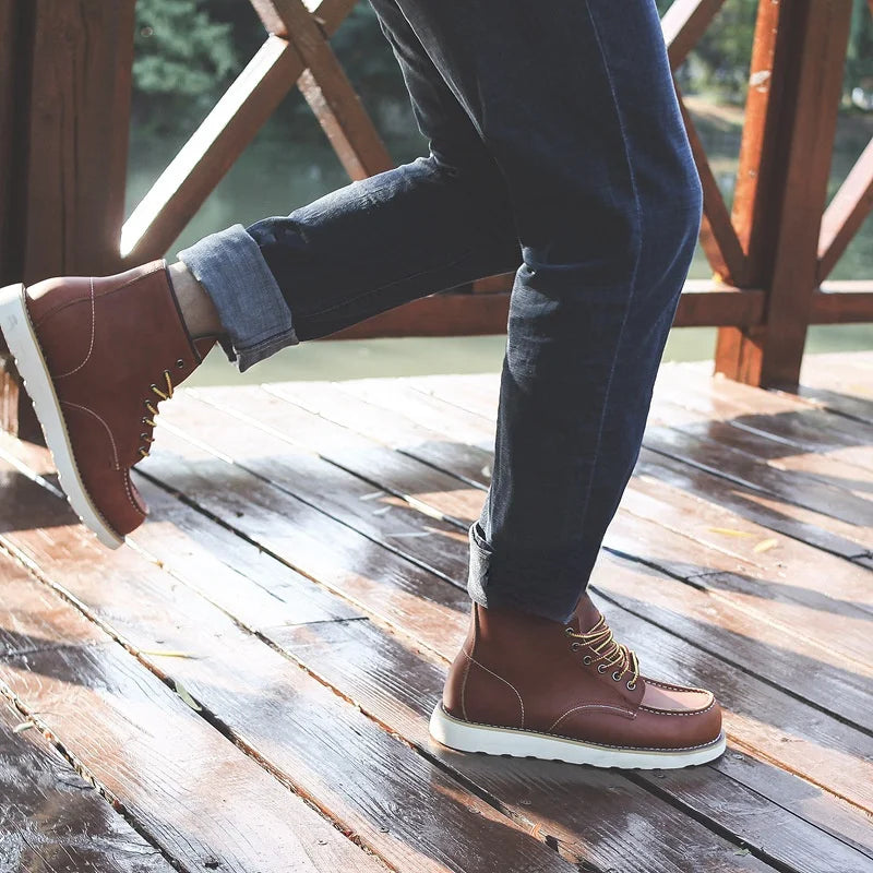 Amerikaanse Leren Enkelboots voor Mannen | Casual Veterschoenen van Crazy Horse Leer | Vintage Werklaarzen